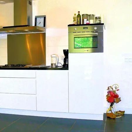 Markermeerlogies By Interhome *